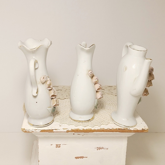 3 Vintage UCAGCO BUD VASE with Lily of the Valley Flowers circa 1946-1956 - Picture 8 of 9